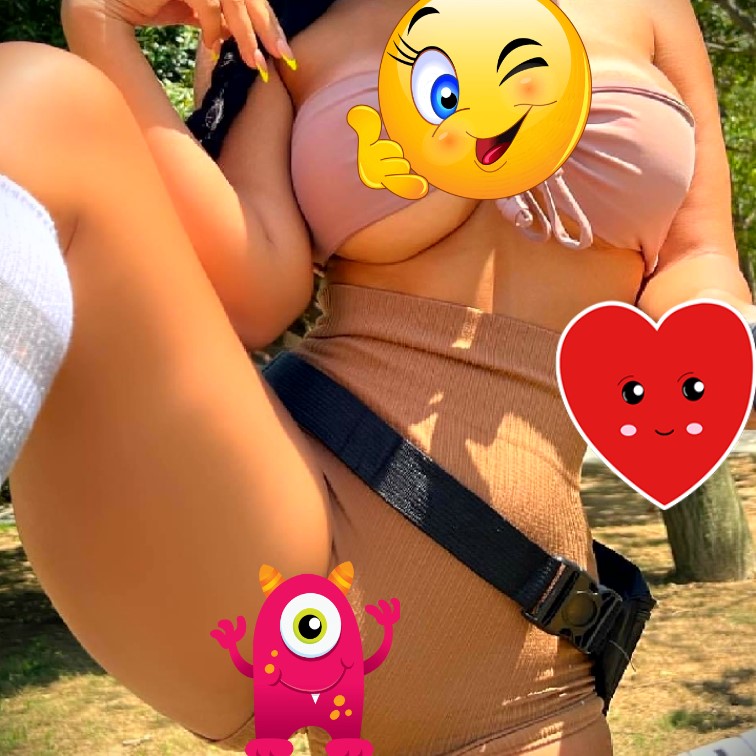 Kim, sexy y sensual escort morena linda y complaciente oral garganta profunda disponible en hoteles y domicilios